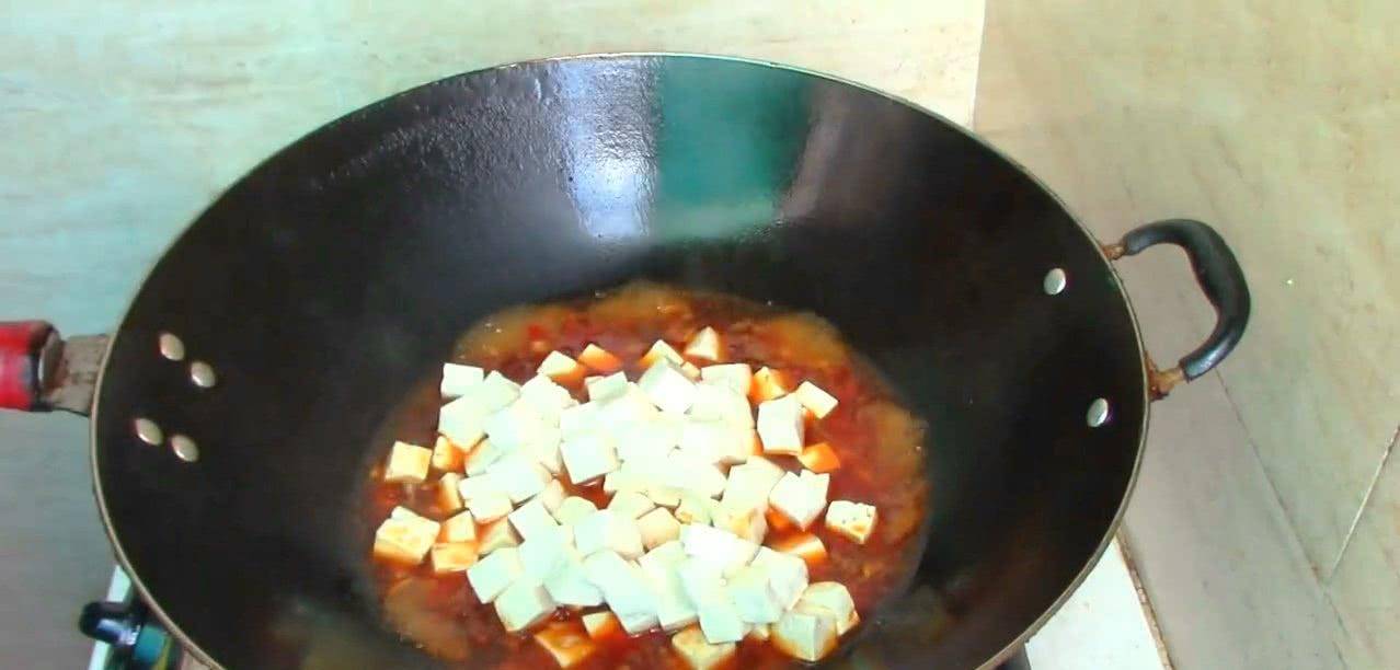 家常美味，熬豆腐油渣的独特魅力与制作技巧