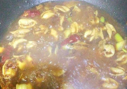 济宁豆腐炖大肠，传统美食的魅力与家常做法解析