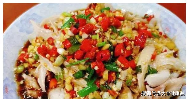 椒香鱼豆腐，家常美食的鲜美升级之道