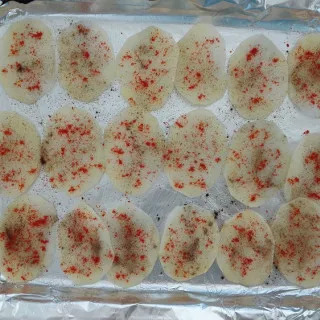 烤箱无油薯片的做法
