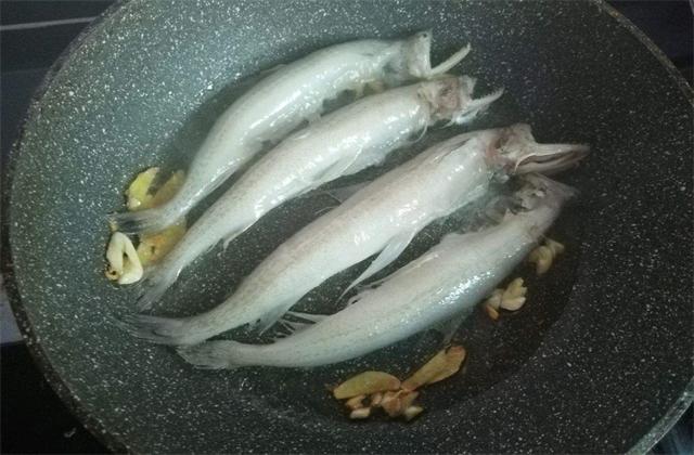 管枪鱼最正宗的做法