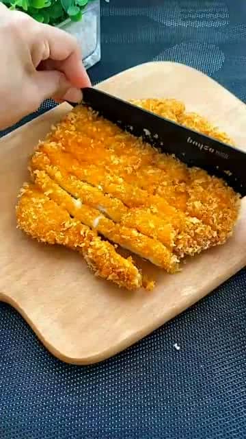 手工鸡排的魅力，家庭自制的美味与营养