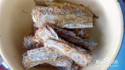 红烧带鱼，传统美味与营养健康的完美融合
