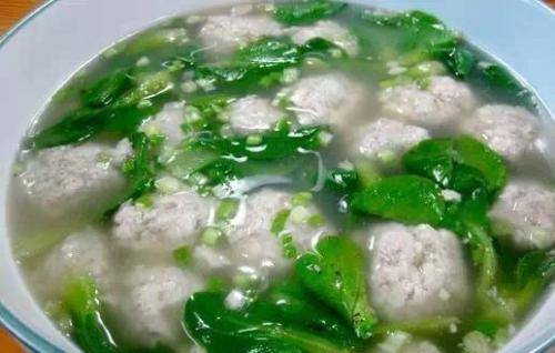白豆腐炖肉末，家常美食的温馨邂逅
