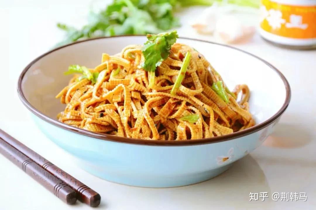 辣子拌豆腐丝，家常美食的全新诠释
