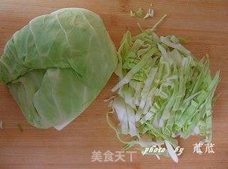 家常美味，包菜炒饼的独特魅力与烹饪技巧