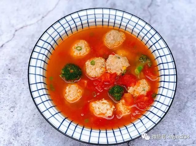 番茄鸡肉丸汤的做法