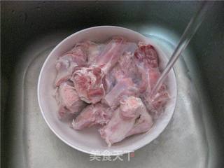 羊骨头营养汤的做法