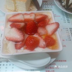 草莓豆腐，甜品新宠，健康美味双丰收