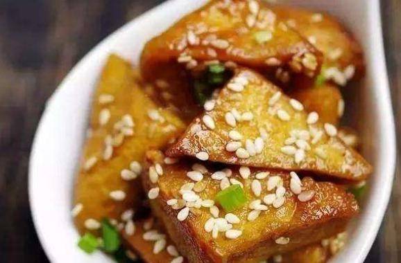 盒饭炸豆腐，家常美食的魅力与简易做法解析