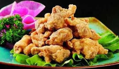 重庆酥肉的秘密，传统美食的魅力与家常做法解析