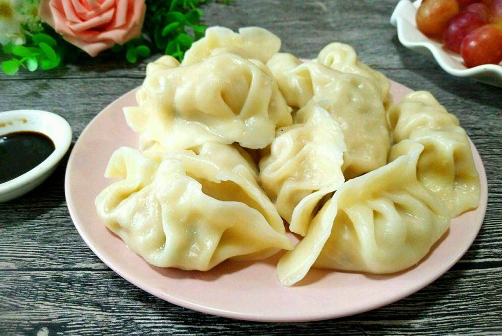 莲菜馅的素饺子的做法
