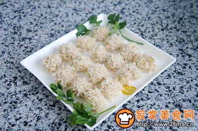 家常美食新尝试，肉末豆腐糯米丸子，美味与健康的完美融合
