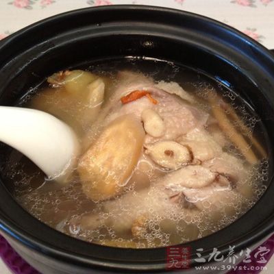 怀孕鸡汤，为准妈妈们量身定制的营养滋补佳品