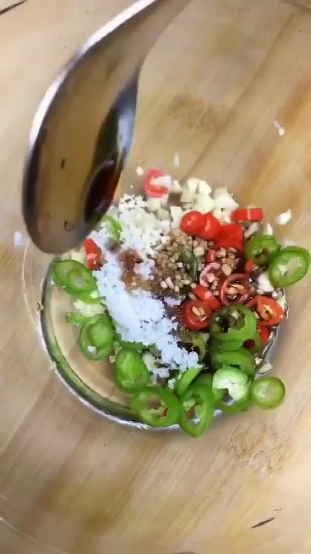皮蛋小葱豆腐，家常美味，营养健康的三合一佳肴