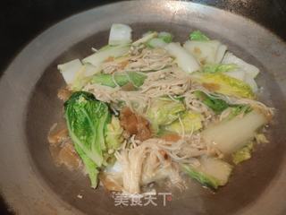 鱼豆腐炖白菜蘑菇，鲜美滋补的家常佳肴
