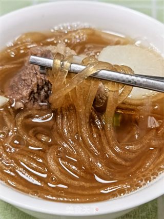 韩式牛筋排骨汤的做法