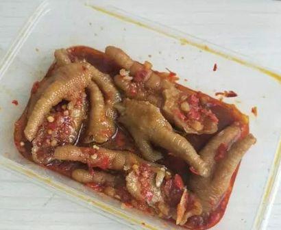 咸香鸡爪，家常美食的魅力与简易做法解析