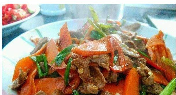 泡菜炒猪肝，家常美味，营养满分，简单易学！