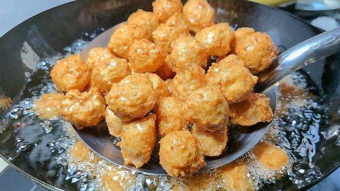 家常美食新做法，干豆腐变身为香脆豆腐干