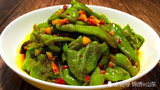 家常美味，油闷辣椒咸菜的制作秘诀与营养价值