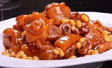 黄豆豆腐猪肉炖，家常美食的健康秘密