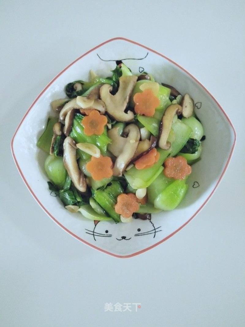 清炒香菇油菜，家常美食中的营养佳品