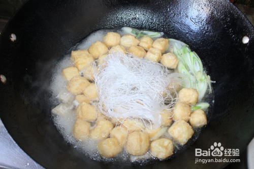 油豆腐碎肉粉丝的做法