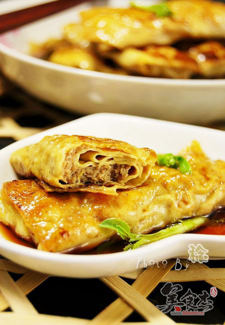 肉末豆腐皮卷的做法