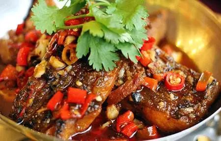 红烧家常豆腐鱼块，家常美味，营养满分