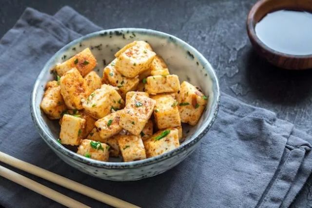 山西特色美食探秘，酸咸豆腐的独特魅力与家常做法