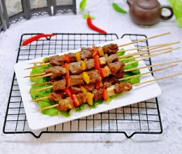 家庭烤箱版烤牛肉串，美味自制，轻松享受户外风味
