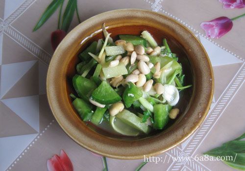 大盘菜豆腐黄豆汤的做法