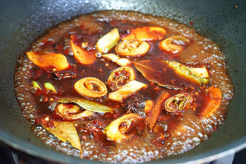 豆腐咸菜碎肉汤，家常美味，滋养身心