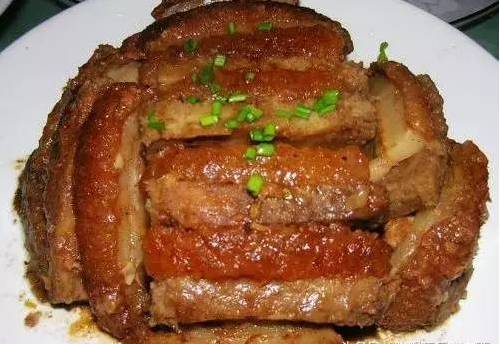 涿州炸豆腐扣肉，传统美食的魅力与家常做法解析