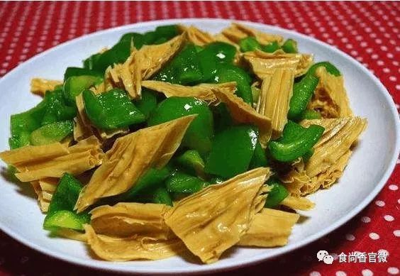 日式风味——日本豆腐炒鸡的美味秘诀与家常做法