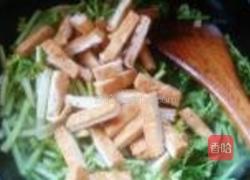豆腐炒香菜的做法窍门