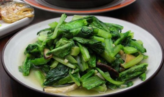 蚝油炒油麦菜豆腐，家常美味，营养满分