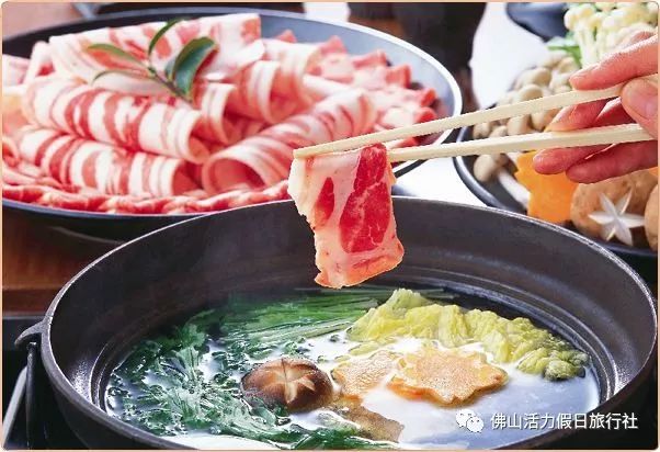 杂烩汤火锅豆腐，温暖冬日里的美味佳肴
