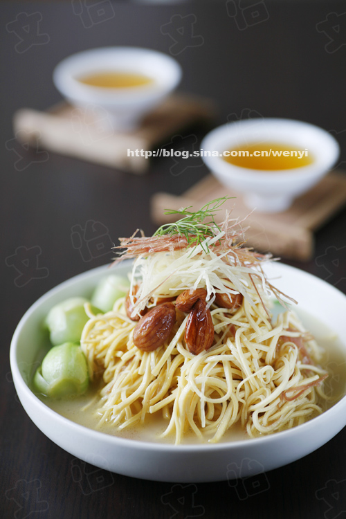 鸡汤蒸豆腐丝，滋补养生的美味佳肴