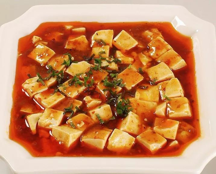 柿子花生豆腐，养生美食新搭配，营养美味一盒到位