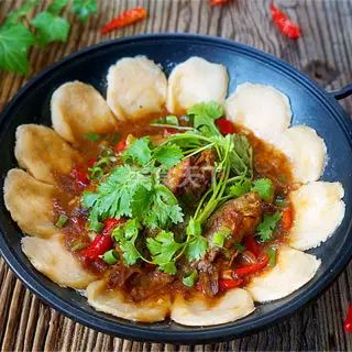 姜葱焗鱼的魅力，香气四溢，健康美味一锅端