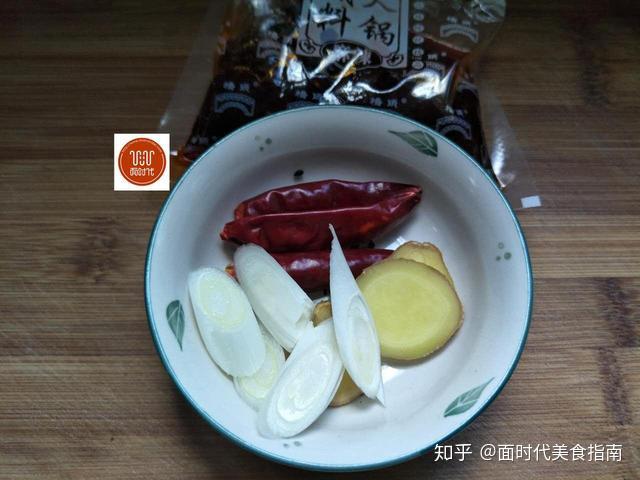 家常豆腐丸子带粉条，美味与营养的完美融合