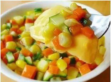 红油菜豆腐，家常美食的健康升级之道