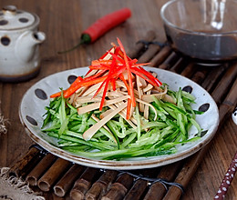 鸡蛋干凉拌食堂做法