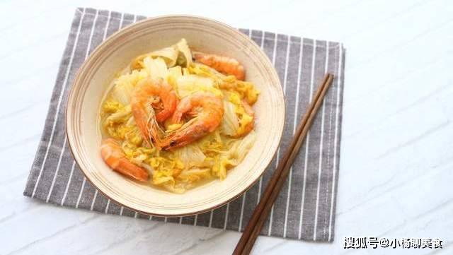 豆腐炖冻白菜，冬日里的温暖家常菜