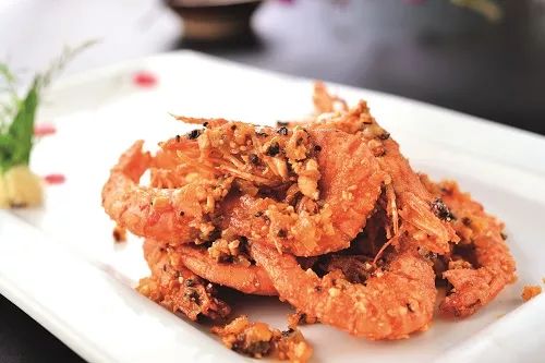 肘子创意美食，解锁家常菜肴新境界