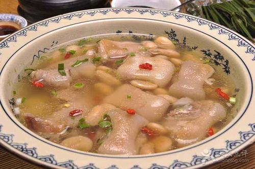 口菇豆腐奶油汤，温暖心灵的鲜美佳肴