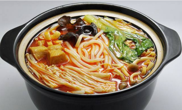 干饸饹的魅力，传统美食的现代演绎