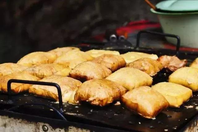 中餐厅烤豆腐，香气四溢的传统美食制作指南